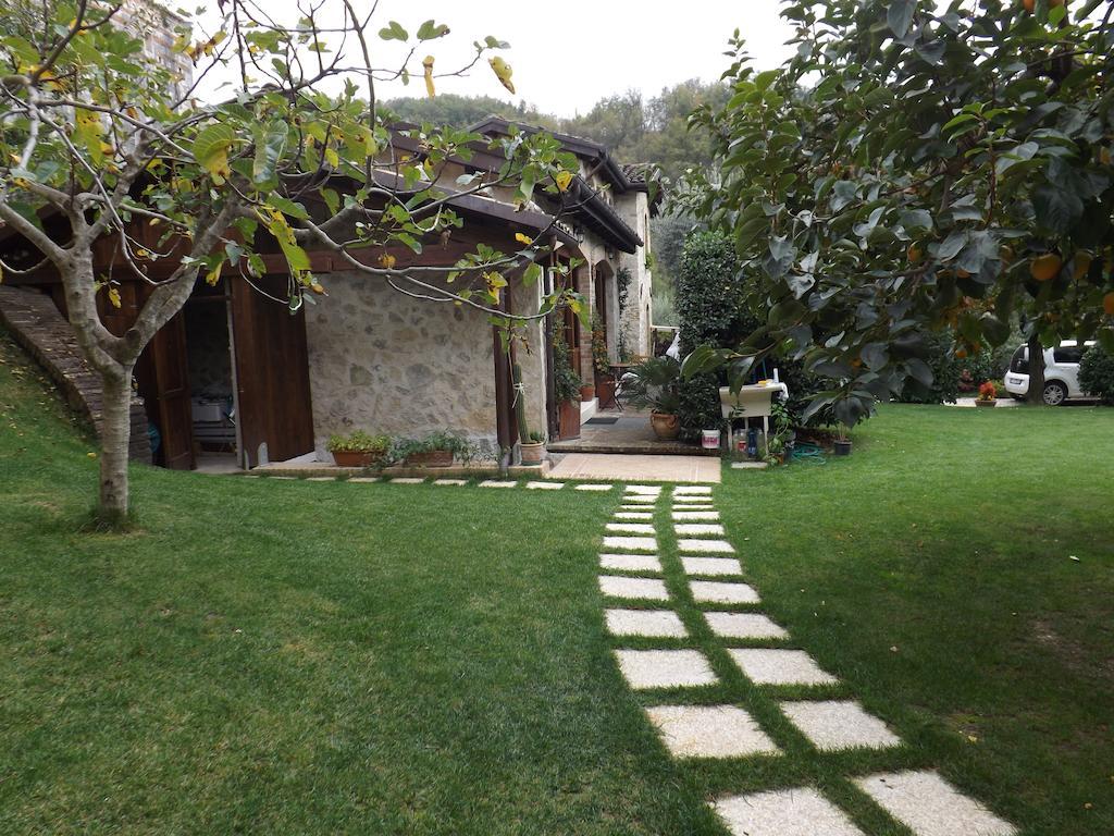 Agriturismo San Giovanni Ad Insulam Isola del Gran Sasso dʼItalia Eksteriør bilde